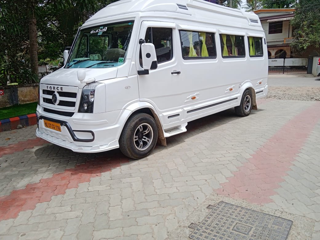 12 Seater tempo traveler 